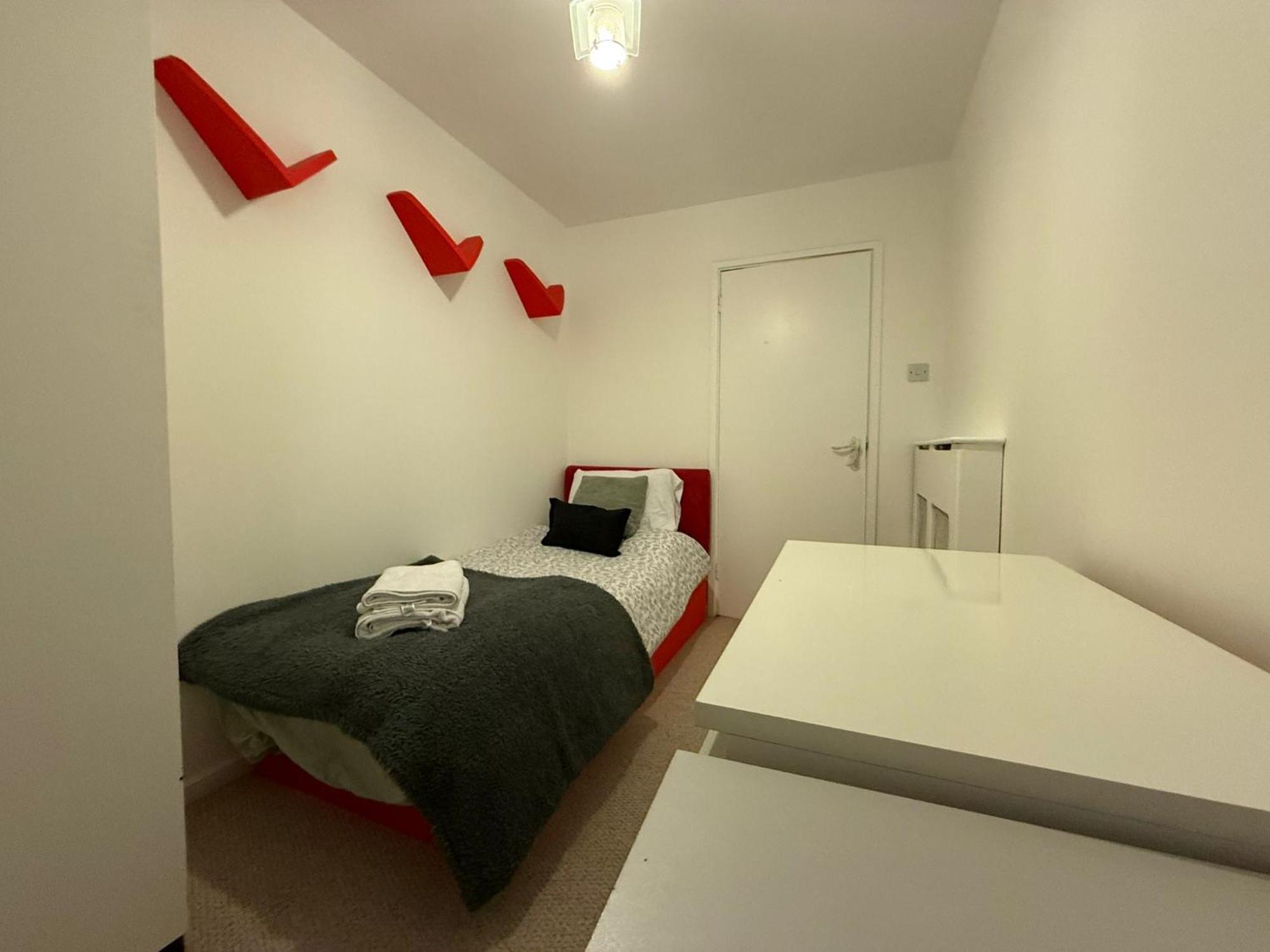 Appartamento 3bed Only 3 Stops To Centre *