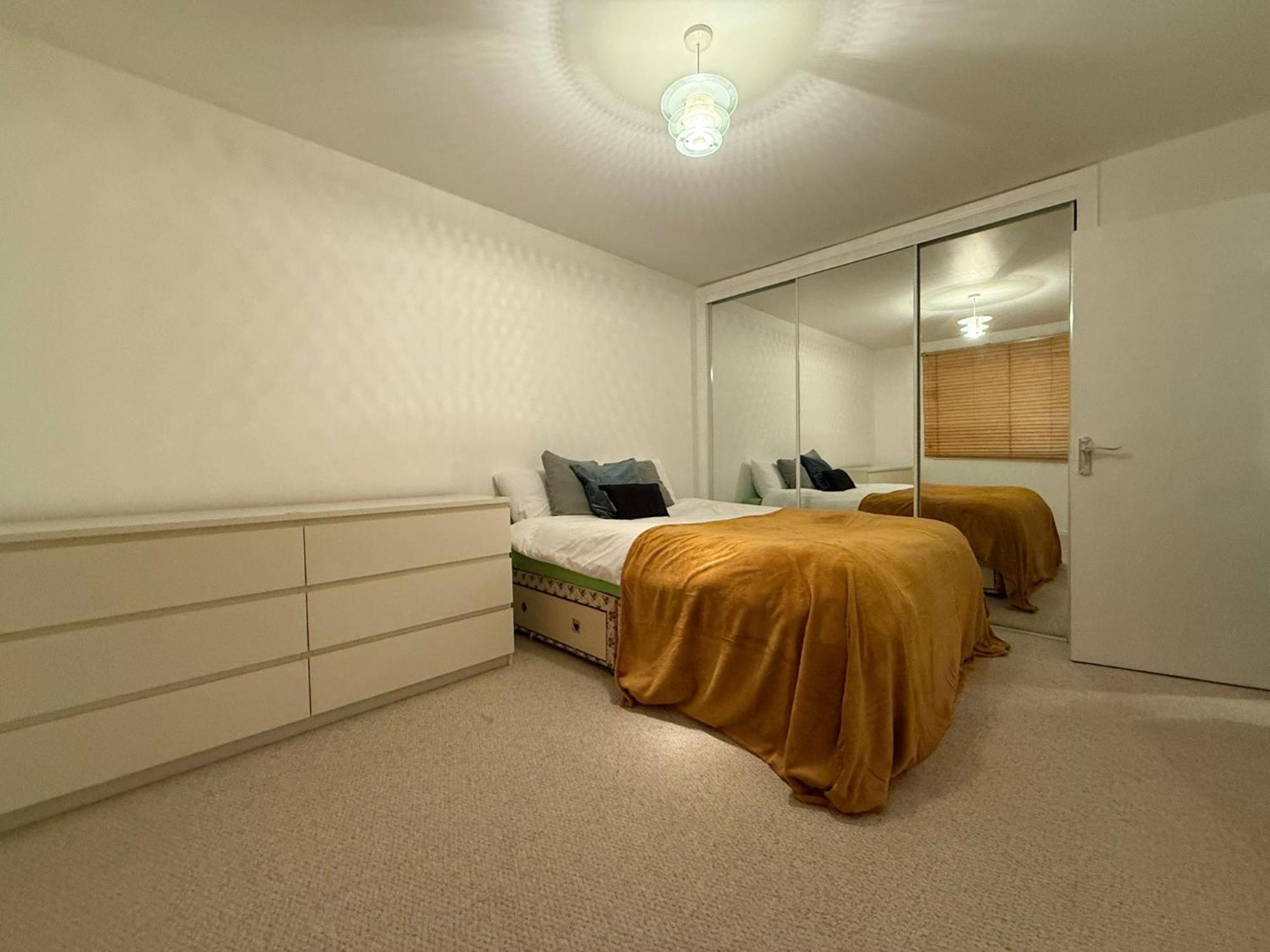 Appartamento 3bed Only 3 Stops To Centre *